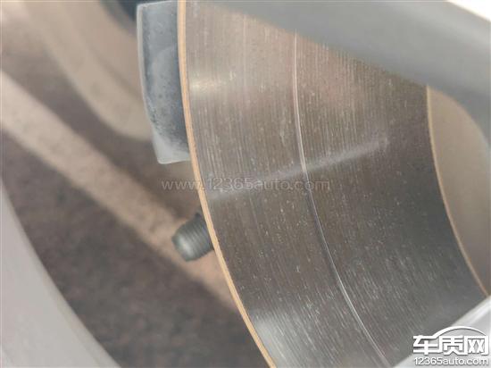 长安福特探险者前轮刹车盘异常磨损