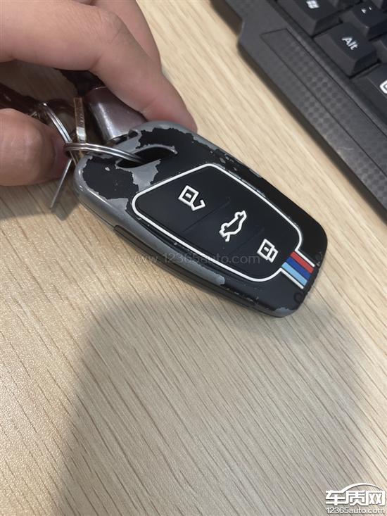 上汽荣威龙猫购车以后一直未提供第二把钥匙