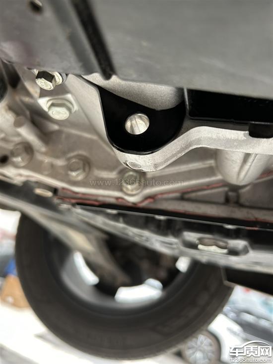 奇瑞艾瑞泽5plus变速箱漏油希望处理