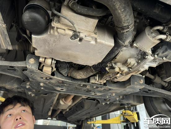 吉利星越发动机漏油 希望厂家处理