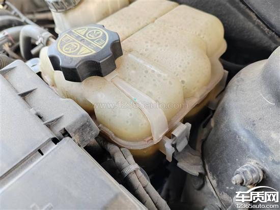 雪佛兰科鲁兹车辆<em>机油</em>散热器漏油