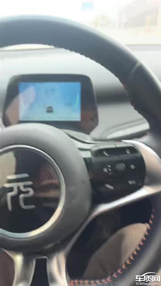 比亚迪元PLUS变速箱跳挡 车机黑屏