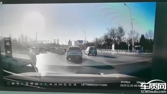 吉利银河E8低速刹车失灵导致追尾事故