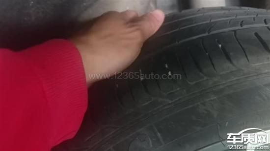 奇瑞艾瑞泽8原厂佳通轮胎变形导致抖动
