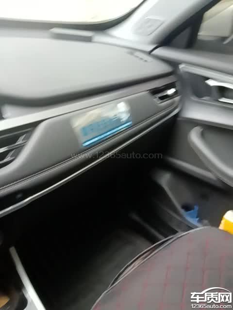 奇瑞瑞虎5x天热时车内异味严重