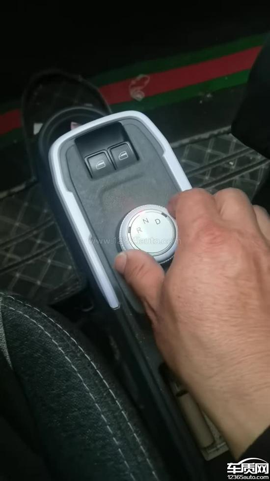 奇瑞新能源QQ冰淇淋质保期内无法充电