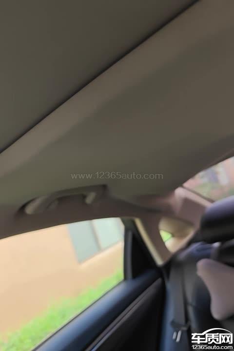 吉利帝豪GL车辆顶棚脱落 倒车雷达故障