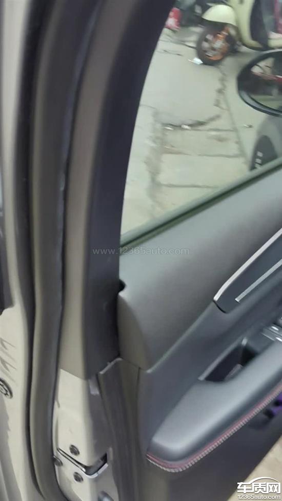 比亚迪驱逐舰05更换车门后依然生锈