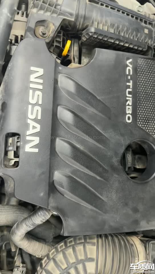 东风日产天籁保养后发动机敲缸报废