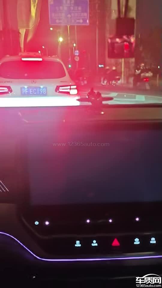 一汽大众ID.6 CROZZ行驶中车机断网死机