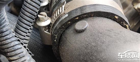 长安福特蒙迪欧<em>进气</em><em>歧管</em>进存机油