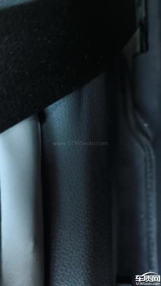 启辰大V DD-i行驶中主驾座椅异响