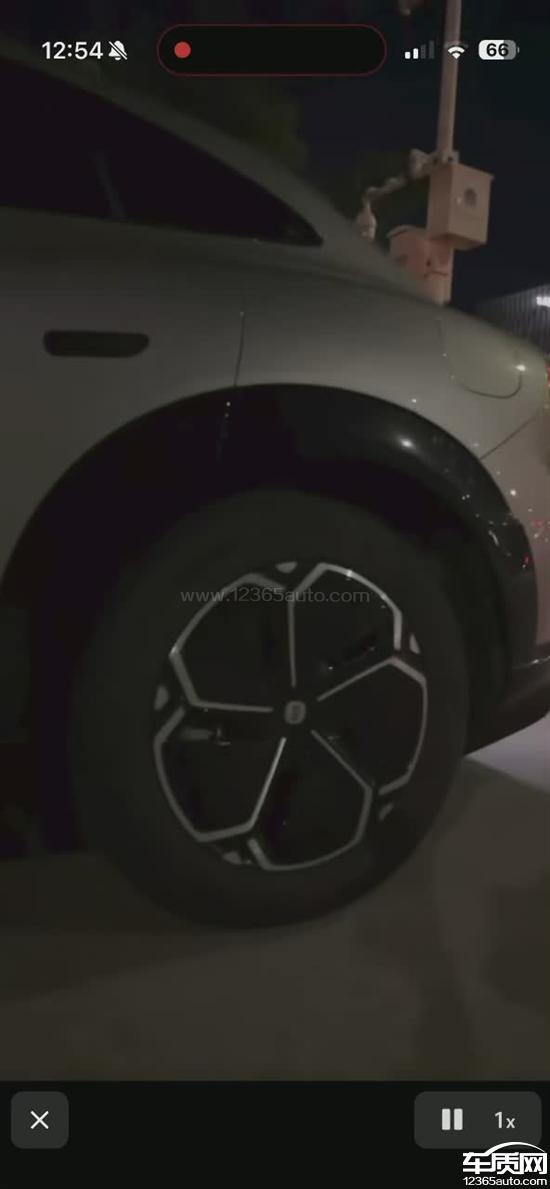 小米YU7车轮异响空气悬挂异响车门异响