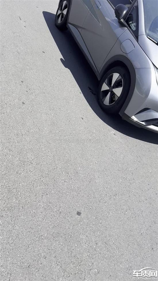 比亚迪海豚左前转向拉杆外球头突发断裂