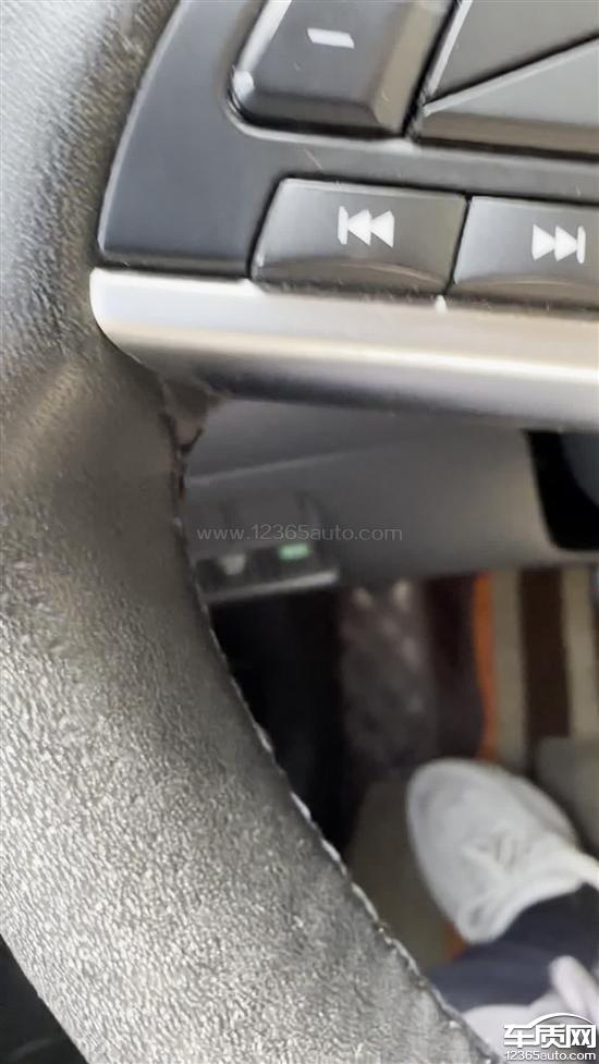 东风日产奇骏延保期内出现给油异响