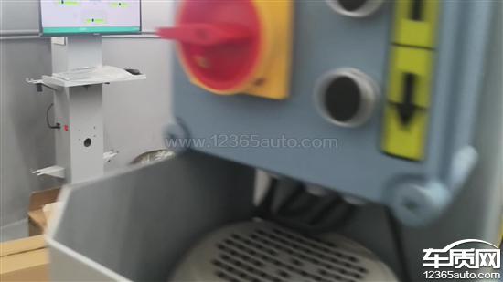 乐道L90后轮出现异常严重磨损质量问题