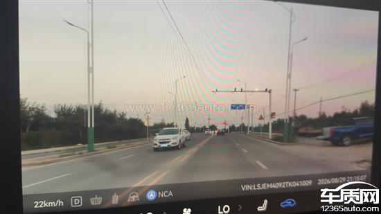 鸿蒙智行尚界Z7智驾连续两次出现安全隐患