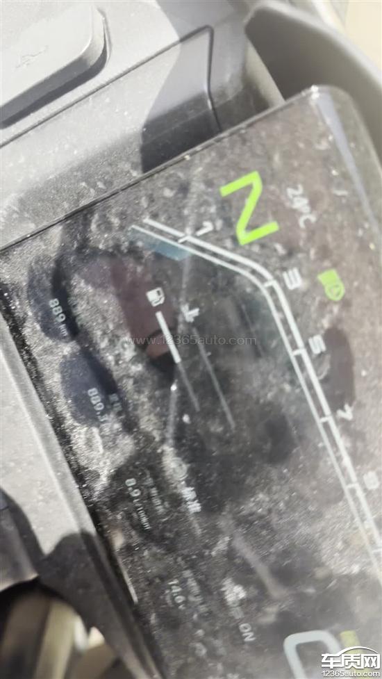 春风 500SR仪表水温突然不显示 漏防冻液