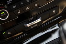 寶馬2系旅行車(chē)