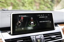 寶馬2系旅行車(chē)