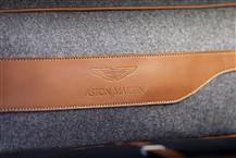 阿斯顿·马丁 DBX