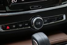 沃尔沃S90插电式混动