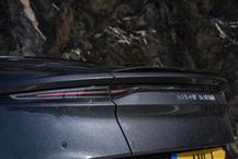 阿斯顿·马丁 DBS