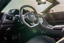 阿斯顿·马丁 DBS