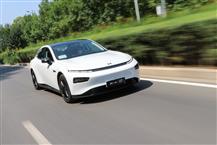 小鹏P7