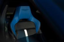 阿斯顿·马丁 DBX