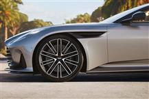 阿斯頓·馬丁DB12