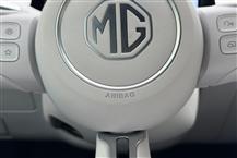 MG 07