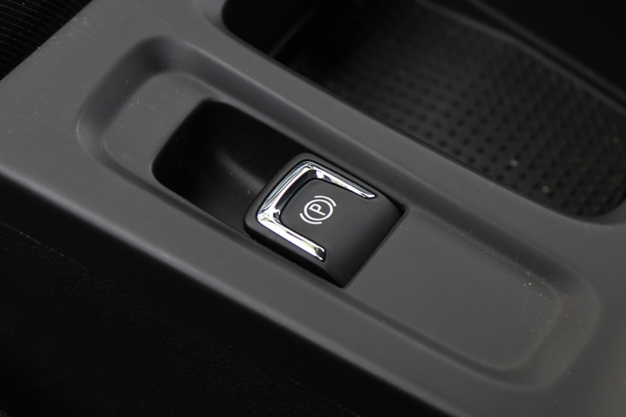 2018款 20t 双离合 豪华型 三厢