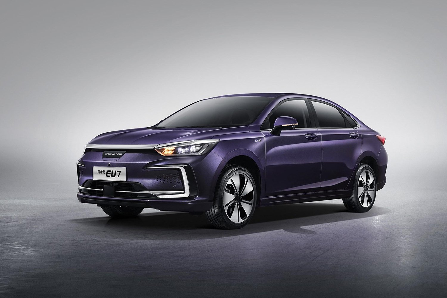 车质网 车型图片 北京汽车 北京eu7 2019款 不限