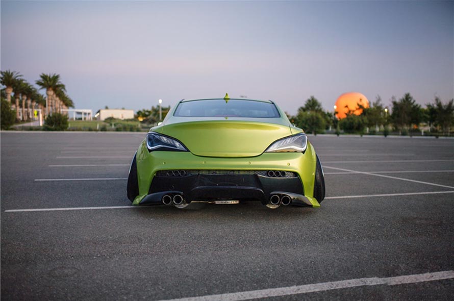 绿豆蝇 现代劳恩斯coupe贴地飞行