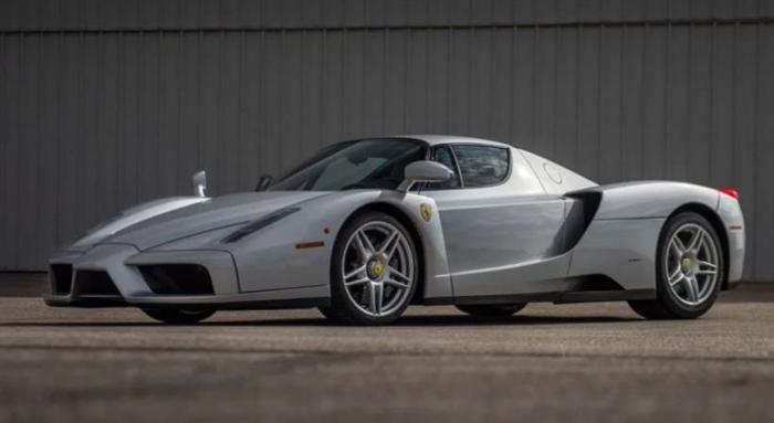 简直太嚣张 几乎全新的法拉利enzo了解一下!论坛 - 车质网