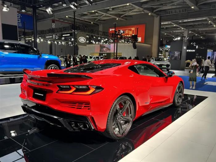 v8发动机电机科尔维特最快的量产车型