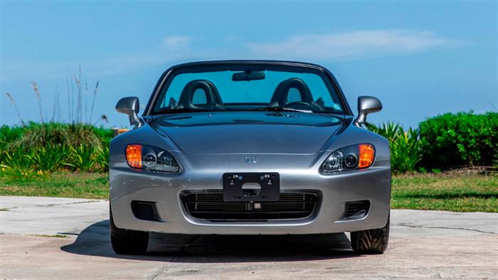 全新本田s2000库存车! 售价将近100万元