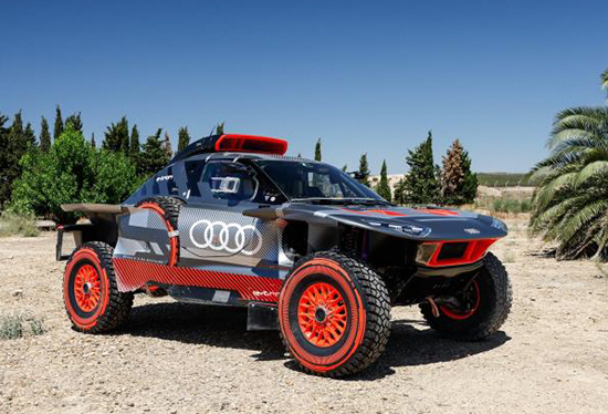 继续出征奥迪发布全新达喀尔战车rsqetrone2