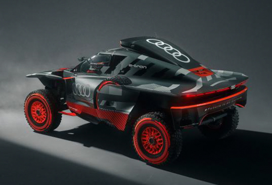 继续出征奥迪发布全新达喀尔战车rsqetrone2