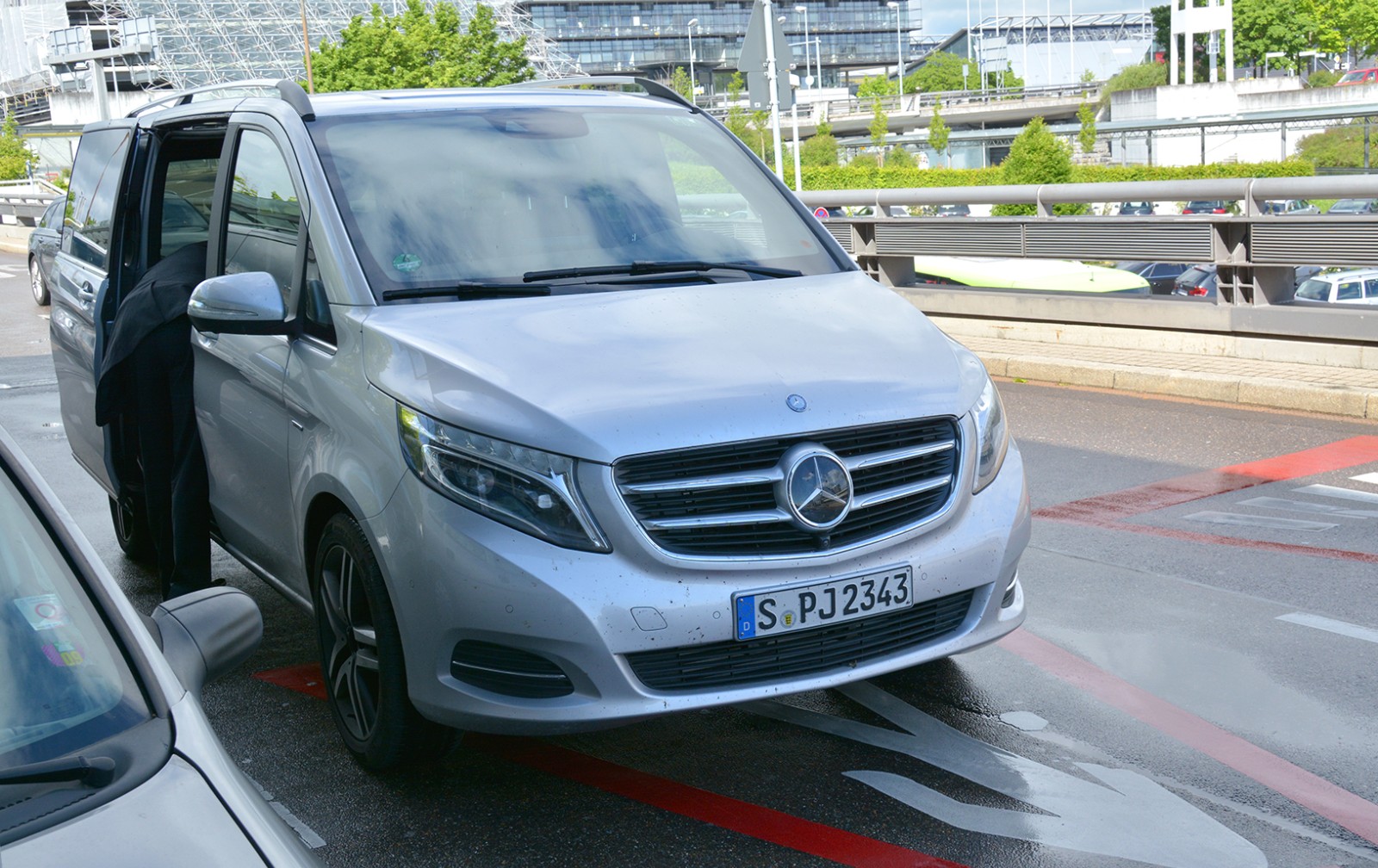 告别r级唯雅诺奔驰要拿vclass堵你嘴