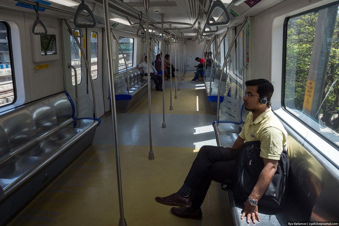 作为印度最繁华的城市孟买,他们开通地铁在印度国内也属于前列,那是在