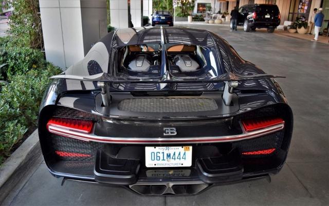 布加迪为了上保险,在车尾装了这个