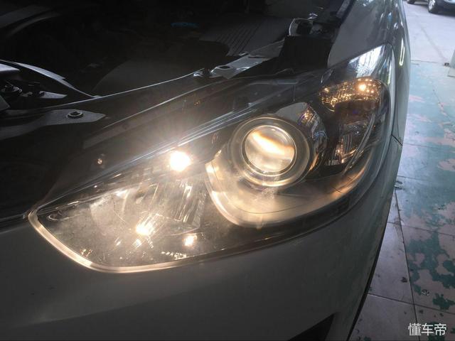 汽车大灯解析,氙气胜过卤素,最好的也不是led