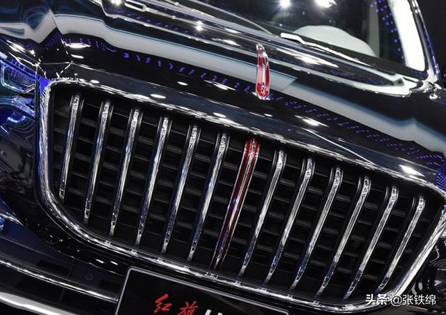 红旗打造hs7双色车身版本,实车首度曝光,太漂亮了,总算没白