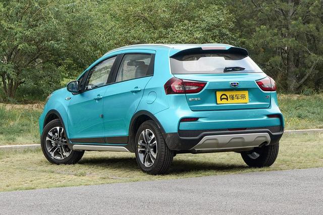 售价4.59万起 这款吉利远景x3看起来不错